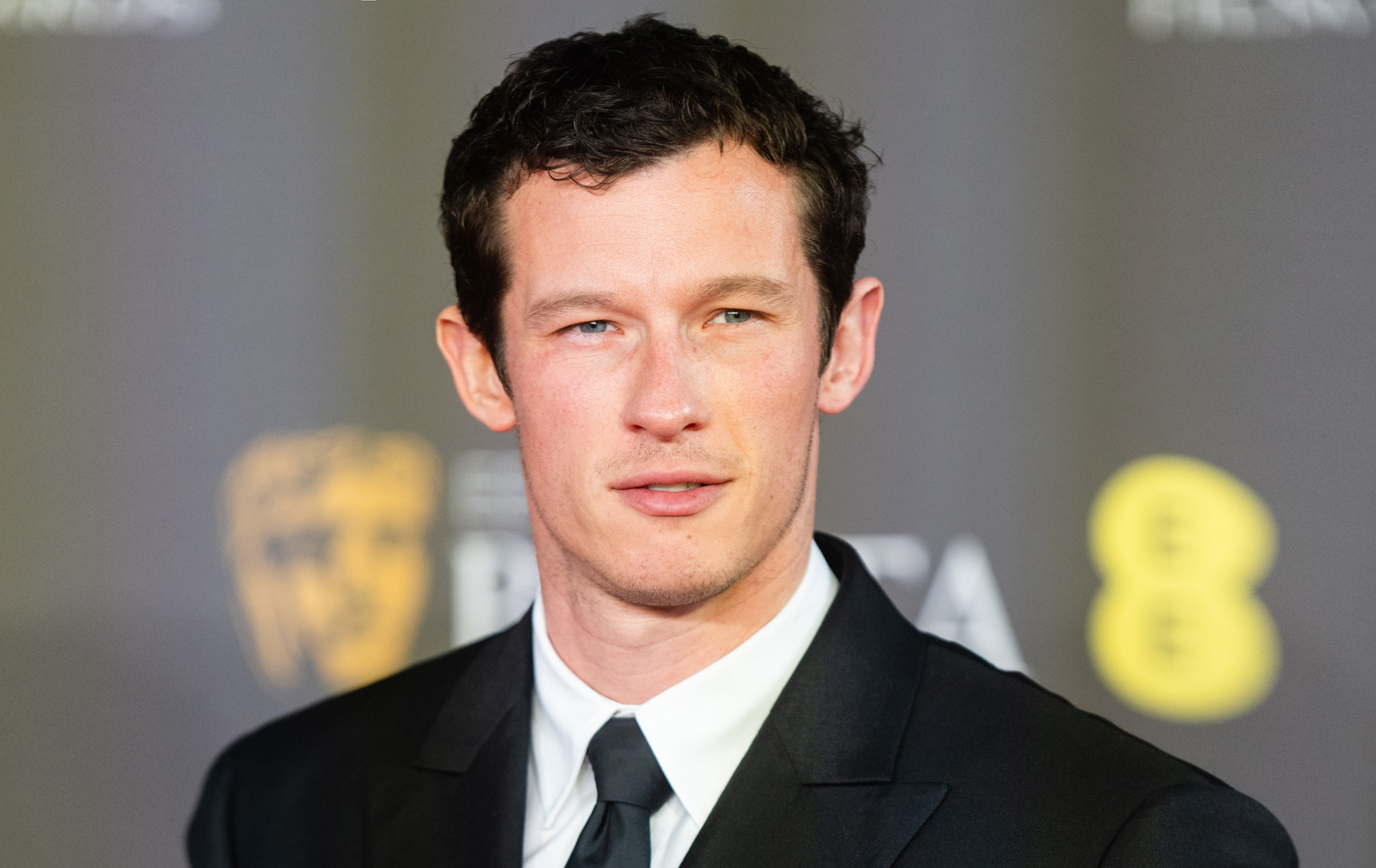 Кто такой Каллум Тернер, за которого Дуа Липа выходит замуж